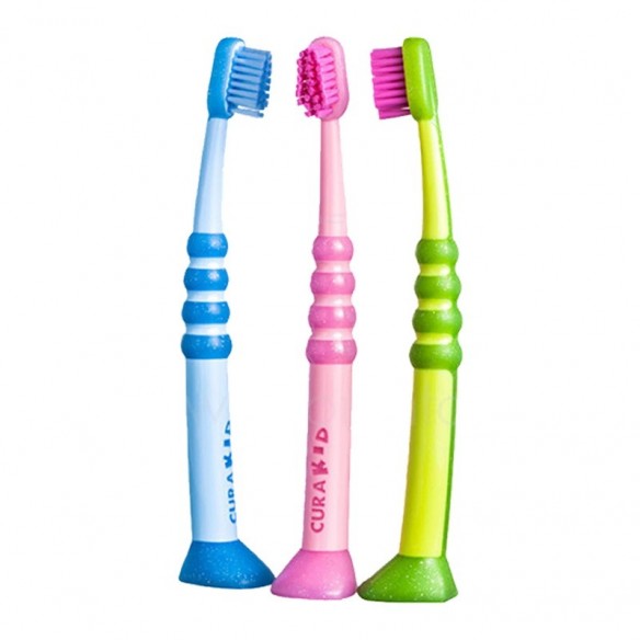 Curaprox CURAkid CK 4260 četkica za zube Curaprox CURAkid CK 4260 četkica za zube